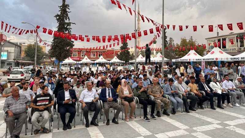 Suriye sınırının sıfır noktasında kitap fuarı