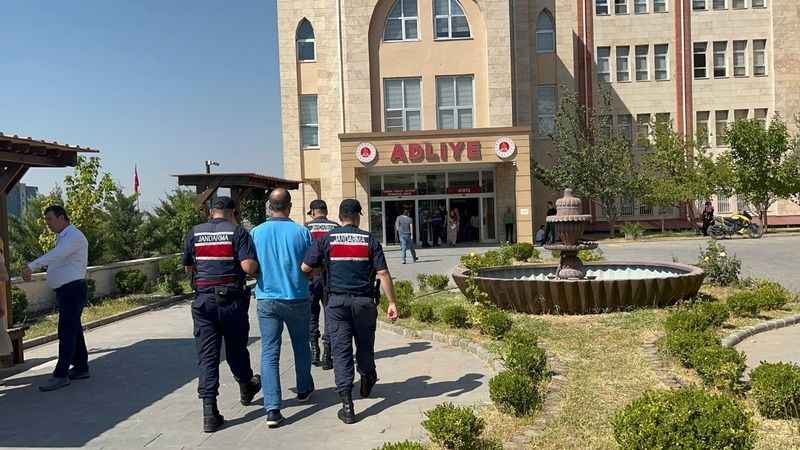 FETÖ'den aranan şüpheli tutuklandı