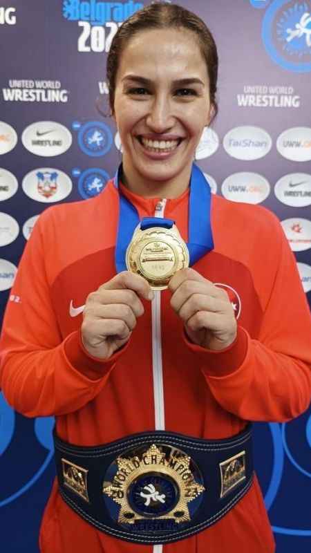 Buse Tosun Çavuşoğlu dünya şampiyonu oldu