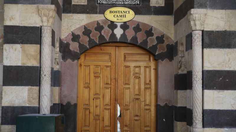 Asrın felaketi tarihi caminin terazisini kaydırdı