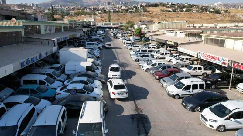 Depremin merkezi Kahramanmaraş'ta ikinci el araç piyasası durgunlaştı