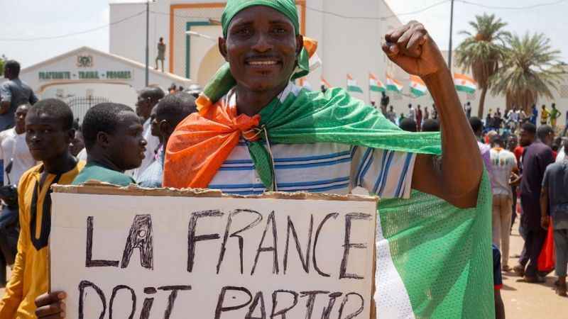 Fransa, Nijer’deki askerlerini yıl sonuna kadar geri çekecek