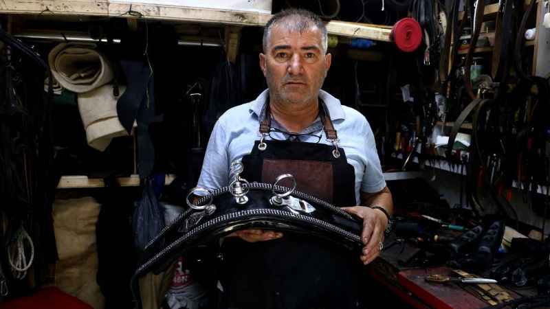 Yarım asırdır sürdürdüğü mesleğinin son temsilcilerinden