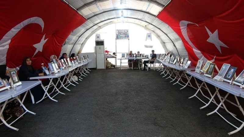 Terör mağduru Diyarbakır annelerinin evlat nöbeti devam ediyor