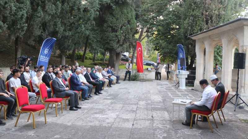 Mevlid’in yazarı kabri başında anıldı