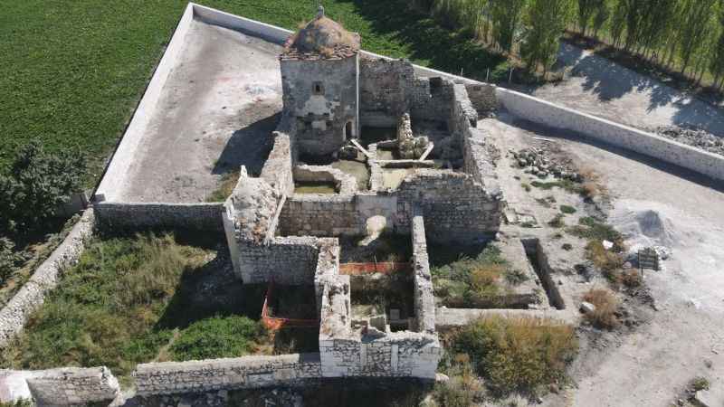 Tarihi Hüseyin Gazi Külliyesi ayağa kaldırılıyor