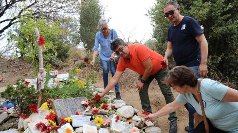 Sanatçı Tuncel Kurtiz, vefatının 10. yılında kabri başında anıldı