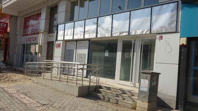 Bankada 130 milyon TL’lik deprem vurgunu iddiası