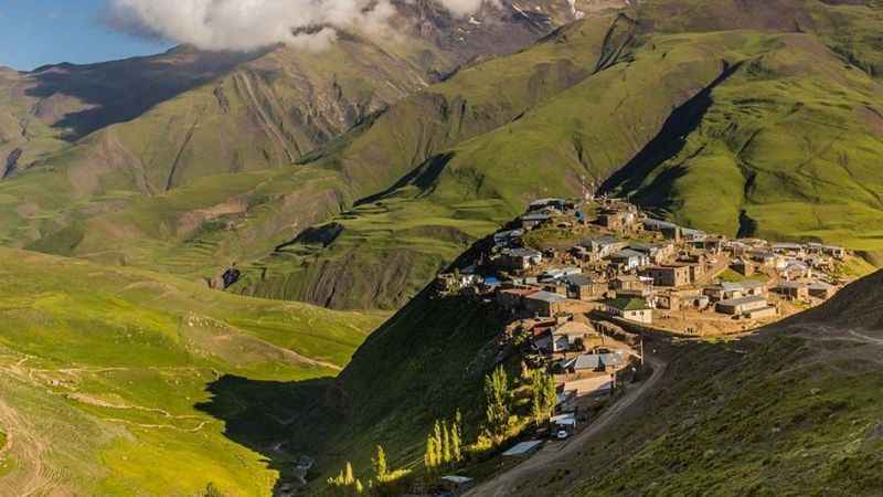 Azerbaycan’ın eşsiz köyü UNESCO Dünya Mirası Listesi’nde