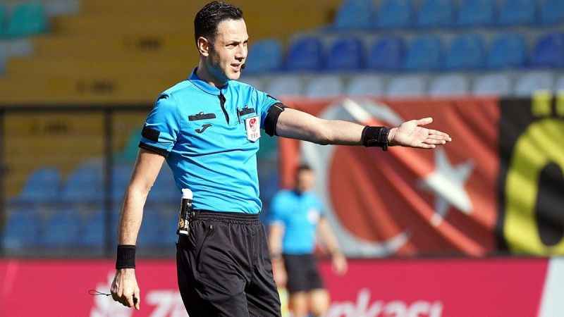 Sivasspor - Hatayspor maçının hakemi Murat Erdoğan