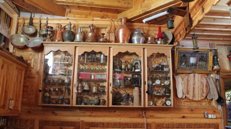 Baba ocağını restore edip kültür evine çevirdi