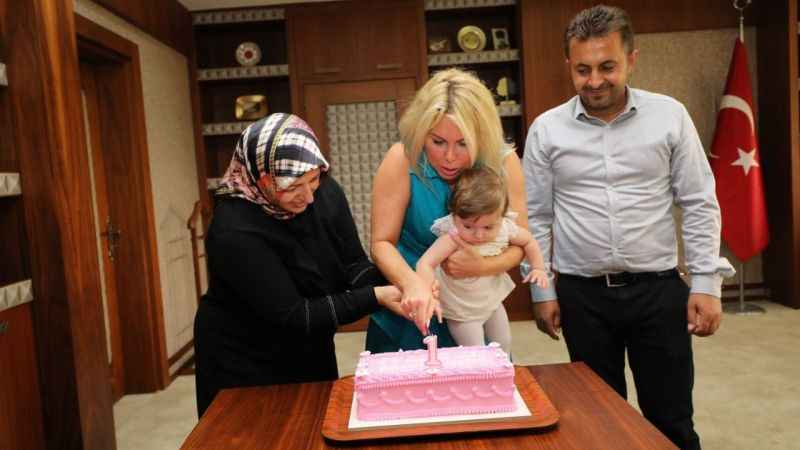 Türkiye’nin ikinci rahim nakli bebeği 1 yaşında