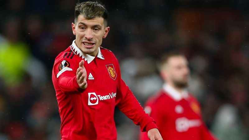 Manchester United'da Lisandro Martinez sakatlandı