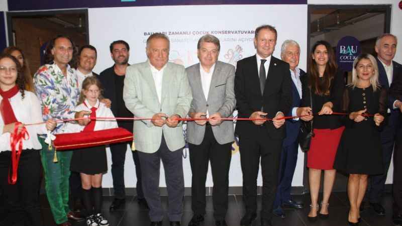 Geleceğin yeteneklerine ünlü sanatçılardan dev destek