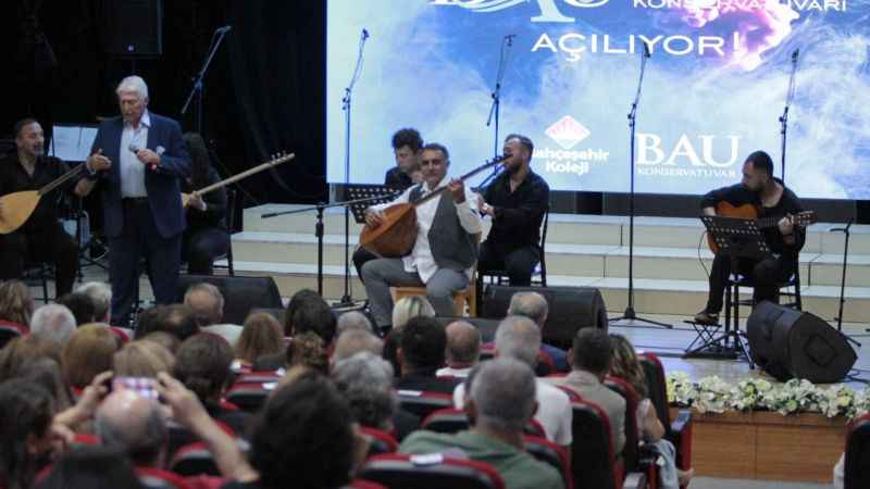 Geleceğin yeteneklerine ünlü sanatçılardan dev destek