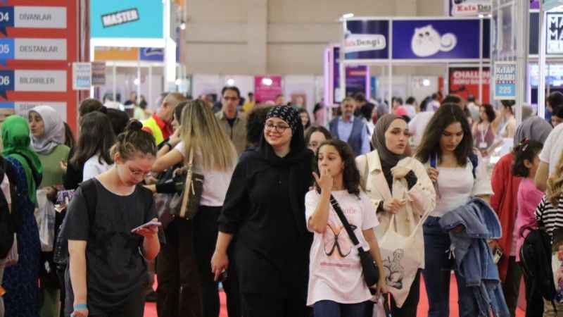 8. Karadeniz Kitap Fuarı Samsun’da açıldı