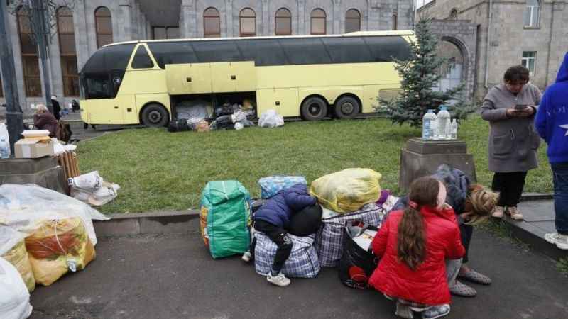 Dağlık Karabağ’dan Ermenistan’a geçenlerin sayısı 100 bini aştı