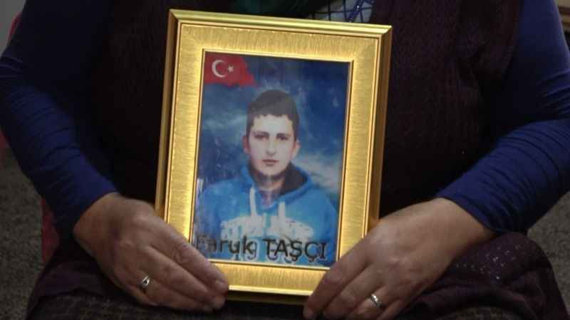 10 yıldır evlat hasreti çeken anne: "Eğer oğlum beni görüp duyuyorsan gel devlete teslim ol"