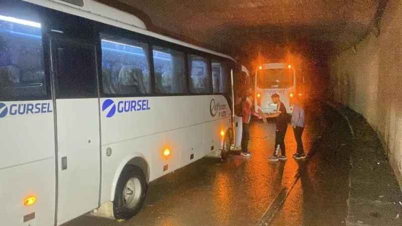 Kocaeli'de cadde ve sokaklar sular altında kaldı