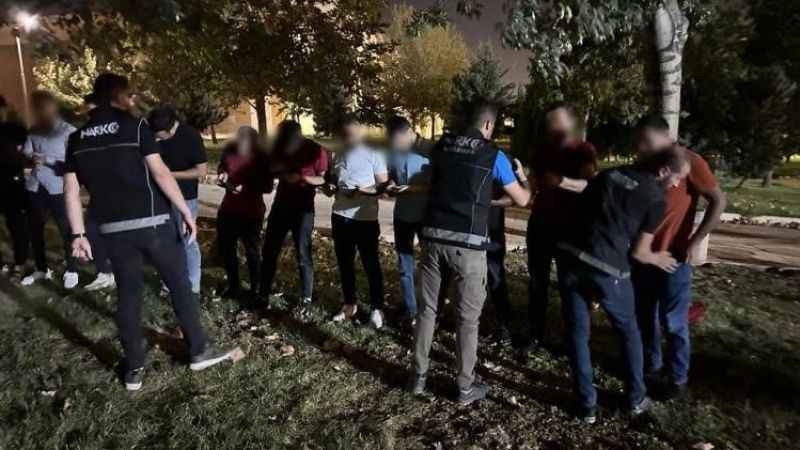 Şanlıurfa'da uyuşturucu operasyonu: 10 gözaltı