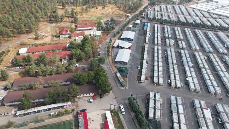 Kahramanmaraş’ta kampüs hem depremzedeleri hem de öğrencileri konuk ediyor