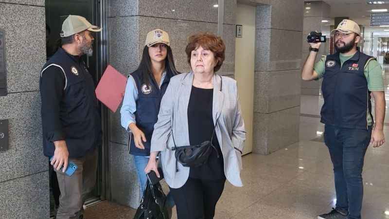 Ayşenur Arslan ifade vermek üzere adliyeye getirildi