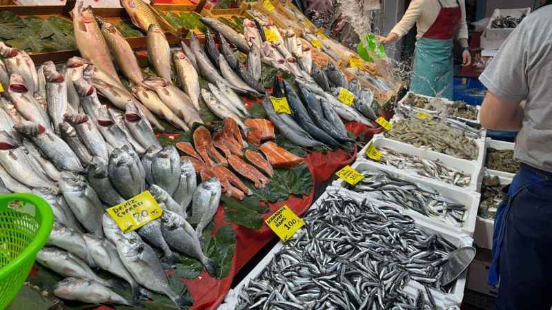 Tezgahlarda hamsi bolluğu devam ediyor