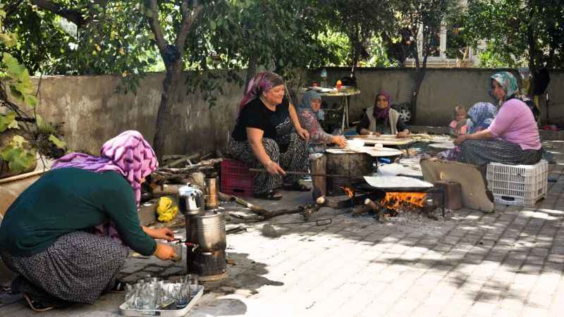 Balıkesir kışa imece ile hazırlanıyor