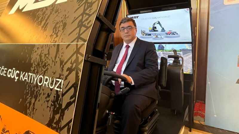 Konukoğlu: Dijitalleşmeye uyum zorunluluk