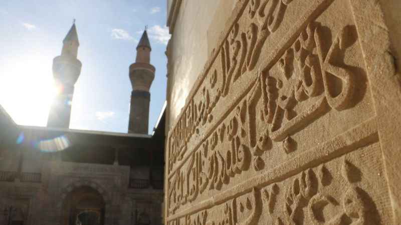 Hızlı tren sayesinde Gök Medrese’yi 1 milyon kişi ziyaret etti