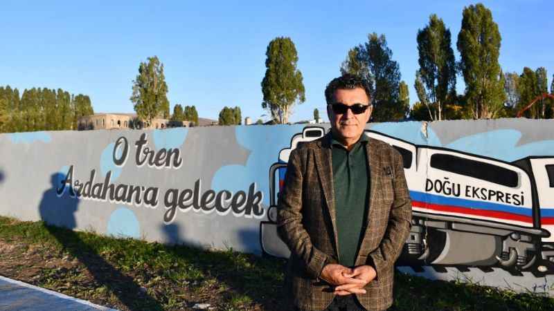 Başkan Demir: "Doğu Ekspresinin 50 kilometrelik altyapısını yapmaya talibiz"