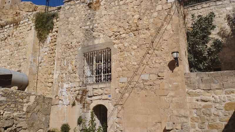 700 yıldır ayakta olan medrese varlığını sürdürüyor
