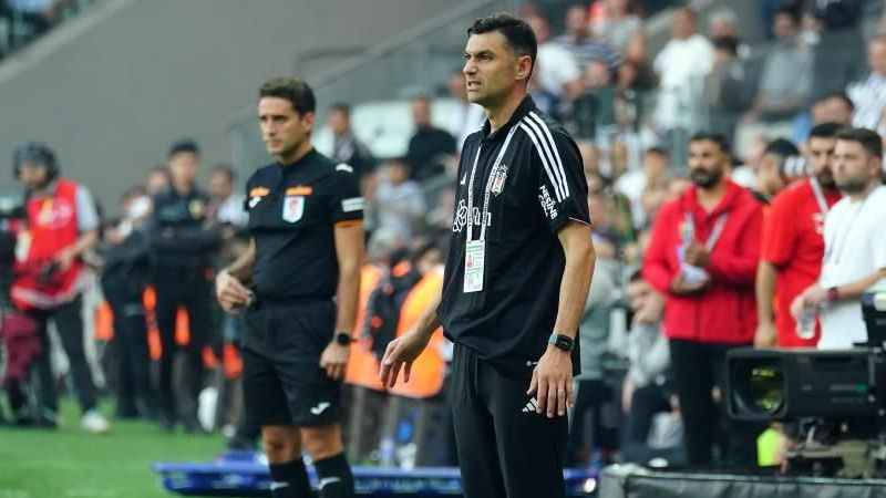 Burak Yılmaz: "Beşiktaş büyük bir camia, bu durumdan da alnının akıyla çıkacaktır"