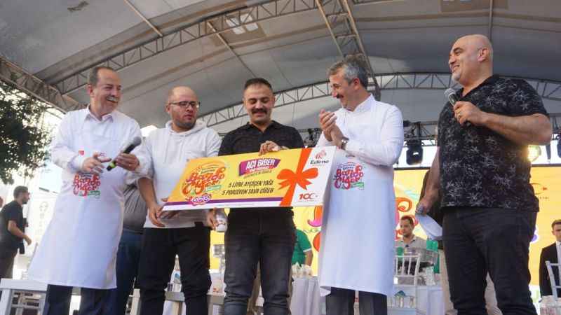 Ciğer Festivali'nde 'ağlatan' acı biber yarışması