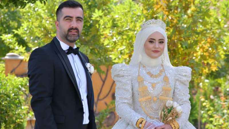 Yüzyıllık düğün geleneğinde gelin ve damada 4,5 milyon takı
