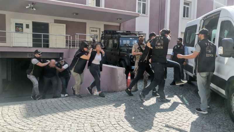 HDP İzmir il eş başkanları ve ilçe başkanı adliyede