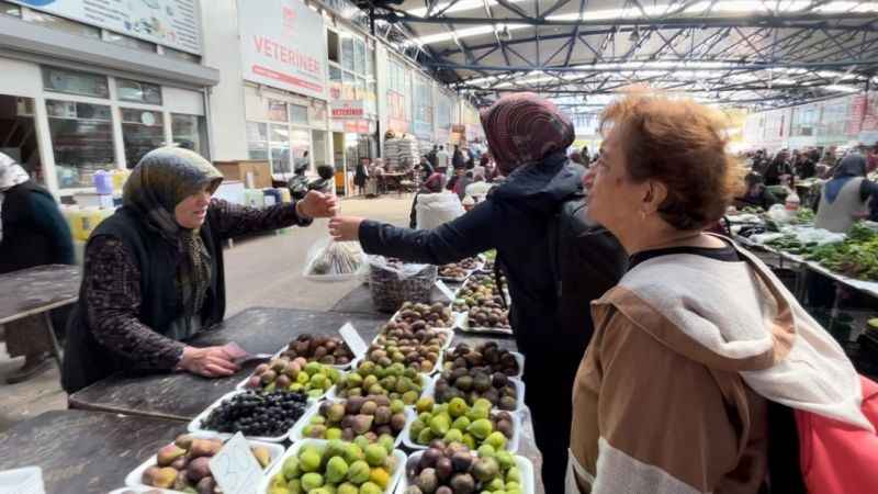 Tezgahlarda incir bereketi: Kilosu 30 lira