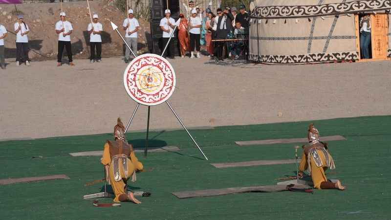 Bilal Erdoğan Bişkek’te Geleneksel Spor Oyunları’nın açılışını yaptı