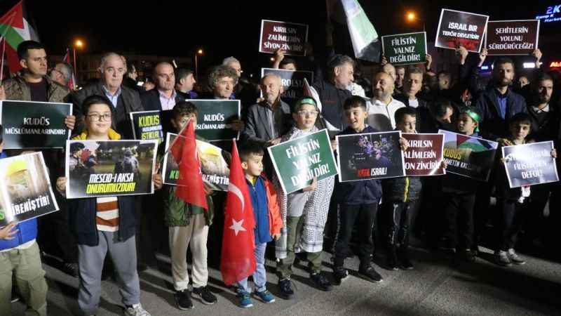 Sakarya’dan Filistin’e konvoylu destek