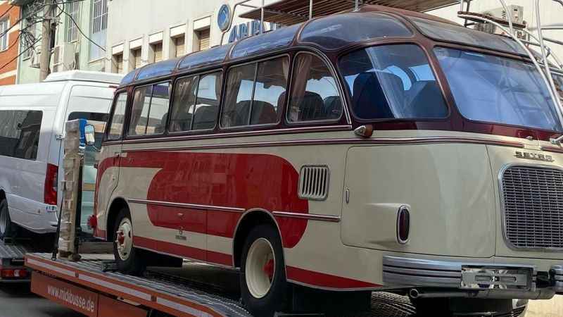 Sanayi sitesindeki müzede klasik otobüsler restore ediliyor