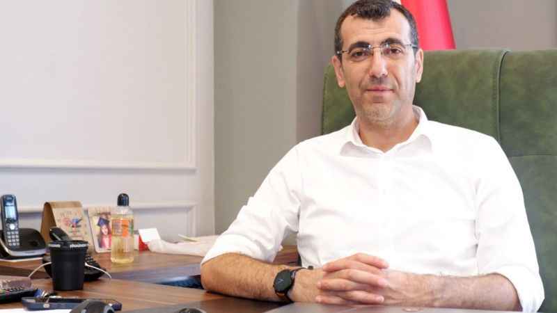 Erzurum Müzesinde 2 bin 500 yıllık 'Taş Baba' heykeli