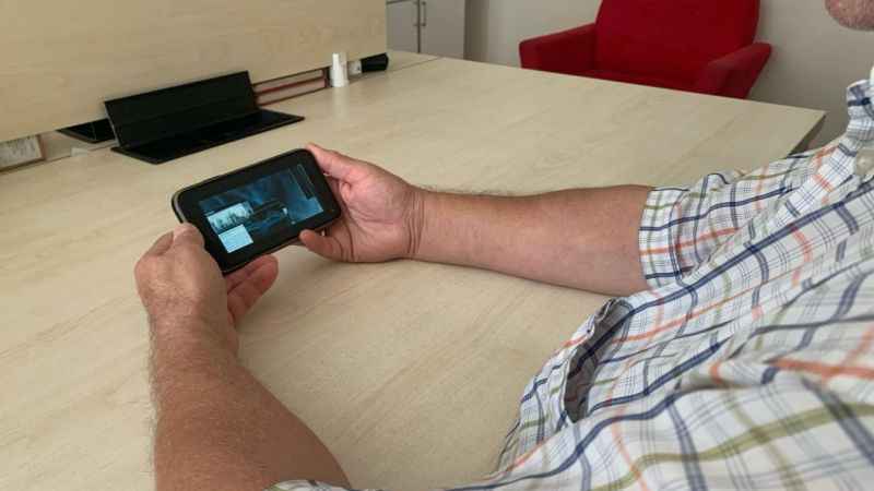 Mesaide tabletle oynayıp film izlemek kovulma sebebi