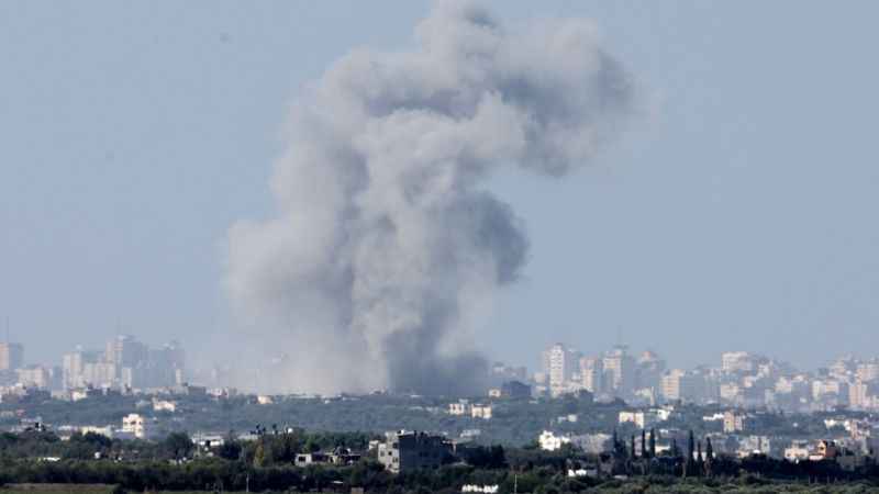 İsrail, Gazze'de gece boyu 100'den fazla noktayı vurdu