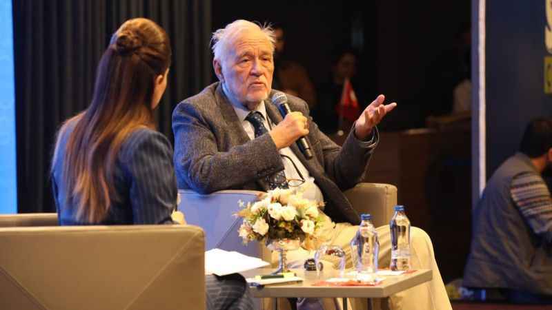 İlber Ortaylı: "Türkiye Cumhuriyeti, Osmanlı’nın devamıdır"