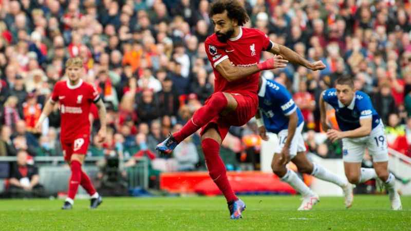 Merseyside derbisini kazanan Liverpool oldu