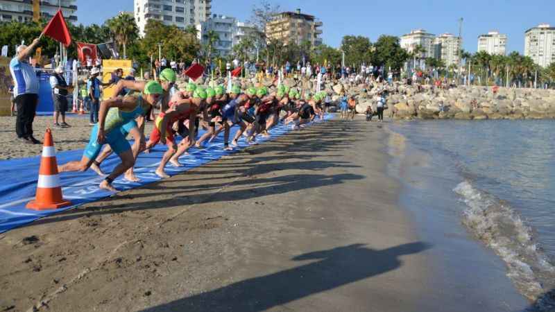 Yenişehir Avrupa Triatlon Kupası Yarışları Mersin'de başladı