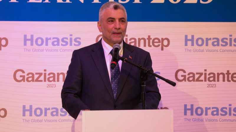 Bakan Bolat: "Türkiye'nin 2053'te dünyada ilk 10 ekonomi arasında yer almasını hedefliyoruz"