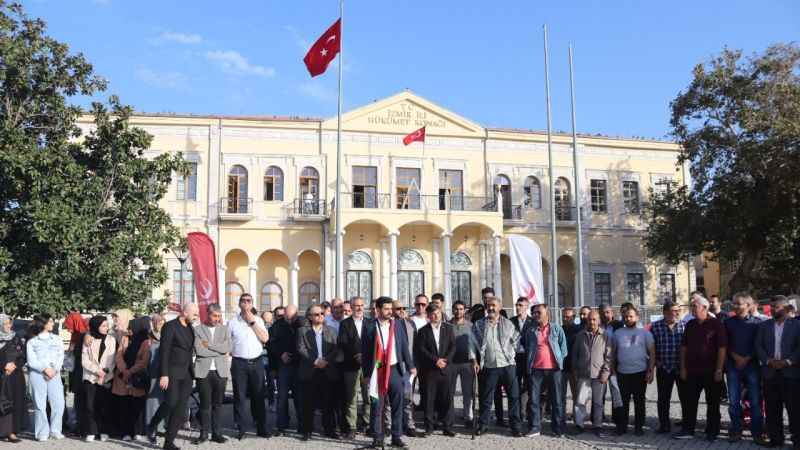 İzmir’de Yeniden Refah Partisi’nden İsrail'e tepki