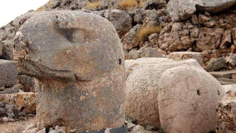 Nemrut’taki heykellerde denenen ‘nano kireç’ tuttu