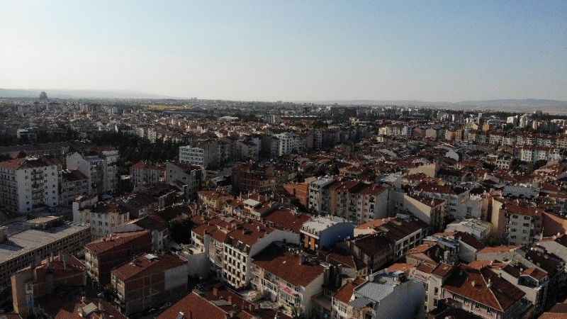 Ev arkadaşını bilinçsizce seçen öğrenciler için kritik uyarı